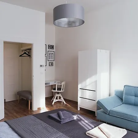 Gesse Jirsikova Apartamento *