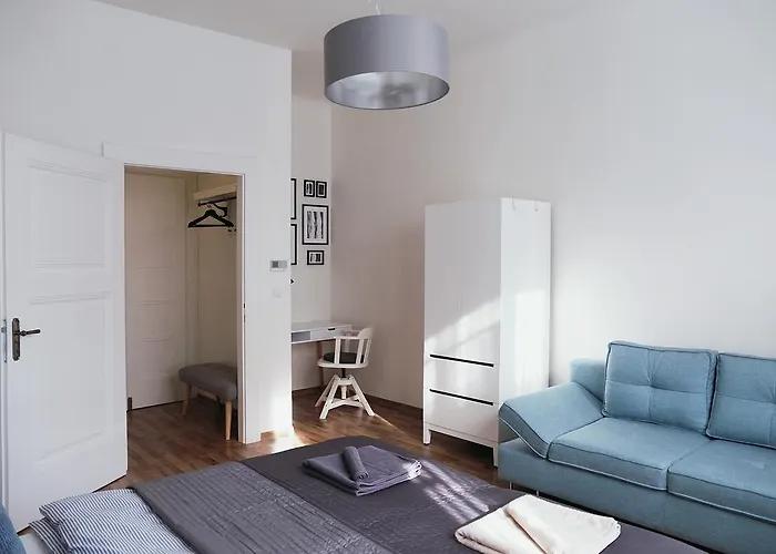 Gesse Jirsikova Apartment *